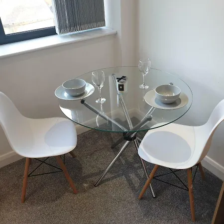 Apartment Bracken House