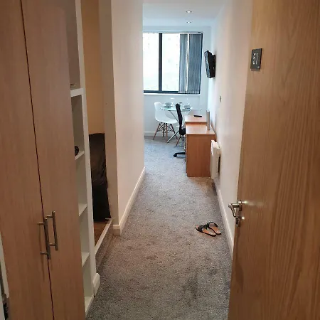 Bracken House Apartment