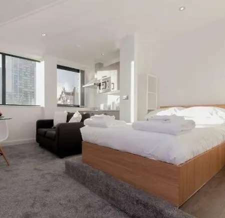 Charles Street Bracken House Apartment Manchester