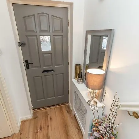 Poppylands Homestay Manchester