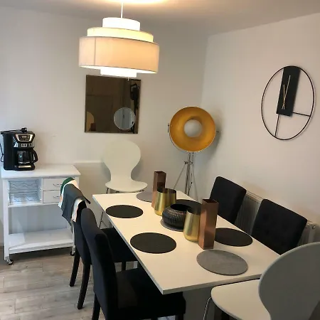 Things With Flair Properties Apartment *