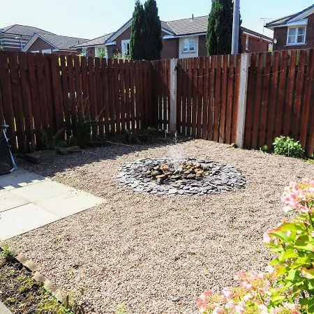 Σπίτι διακοπών Beautiful 3-bed House Close To Central *