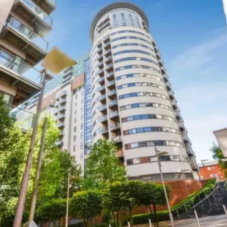 Apartment 1 Bedroom Close To Arena *