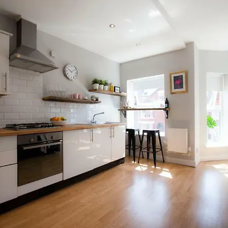 The Strawberry- C Apartmán Manchester