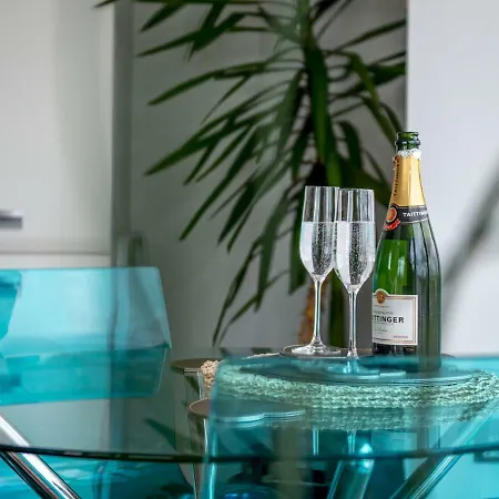 Stunning Modern 1br Apt W/ Balcony, Central Manc Διαμέρισμα *