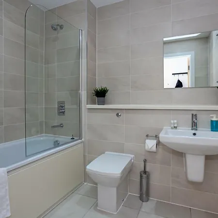 Hotel X1 Salford Quays 2*