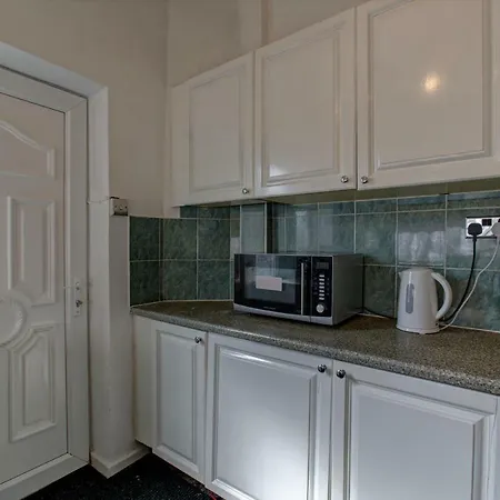 Cyril St Self-catering Townhouse Vendégház *