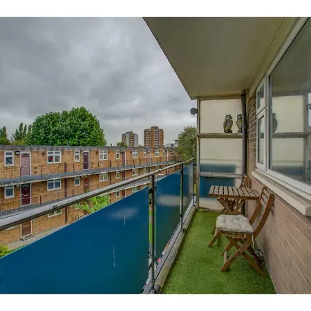 Apartment 1br Apt Sleeps 4! Minutes From Central *