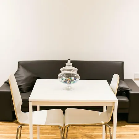 Διαμέρισμα Lovely 2 Bedroom Salford Quay *