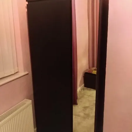 Two-storey Semi-detached House For Up To 6 People Apartment *