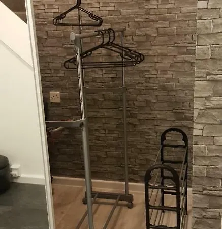 Apartment Two-storey Semi-detached House For Up To 6 People Manchester