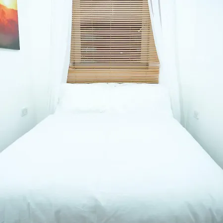 Lejlighed ★modish 2br Apt| Free Parking | 5min Mcr City Ctr *