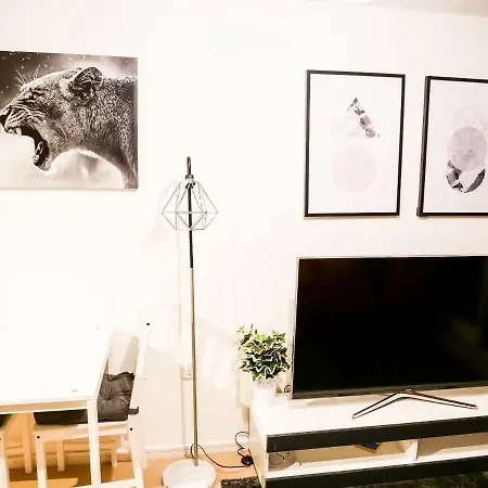 Lejlighed ★modish 2br Apt| Free Parking | 5min Mcr City Ctr Manchester