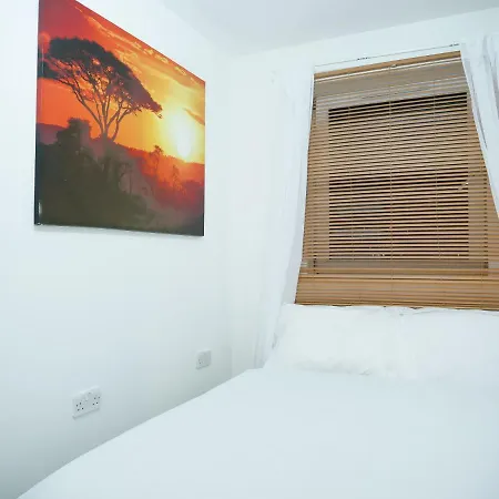 ★modish 2br Apt| Free Parking | 5min Mcr City Ctr *
