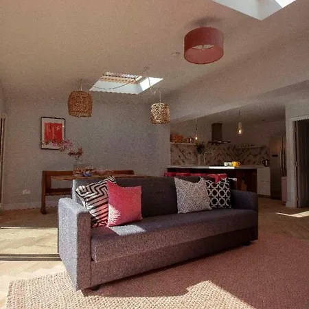 Holiday home Wren *