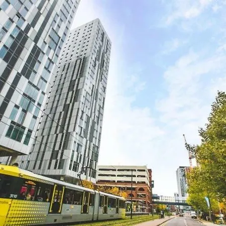 Апартаменты Tower Apartment, Media City Salford Манчестер