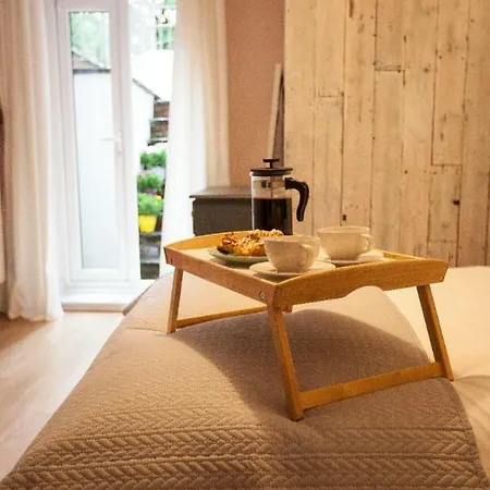 The Strawberry - A Apartment