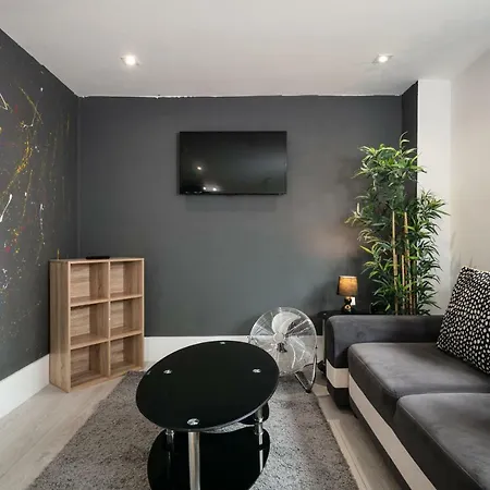 Manere Group - Tib Street