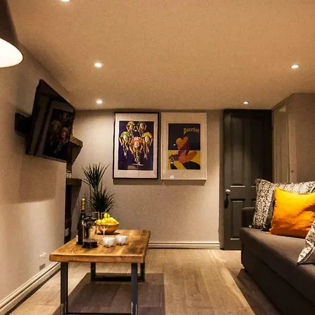 Otto - B Apartment Manchester