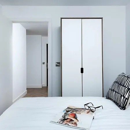 Gorgeous 3br In The Heart Of Апартаменты *
