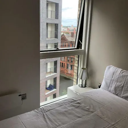 Your Luxurious Central Apartment *