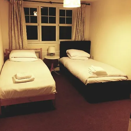 Spacious 2bedroom Near City Centre Apartment