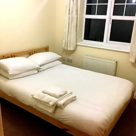 Apartment Spacious 2bedroom Near City Centre