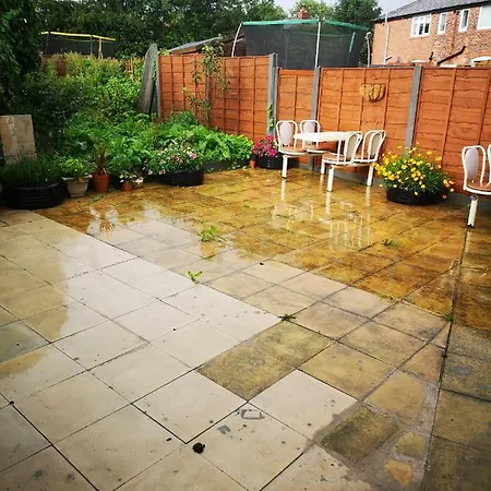 Yjmj House 1 Pansiyon Manchester