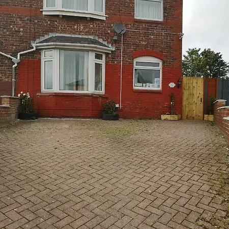 Yjmj House 1 *