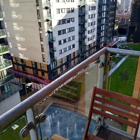 1 Bedroom Close To Arena Apartment
