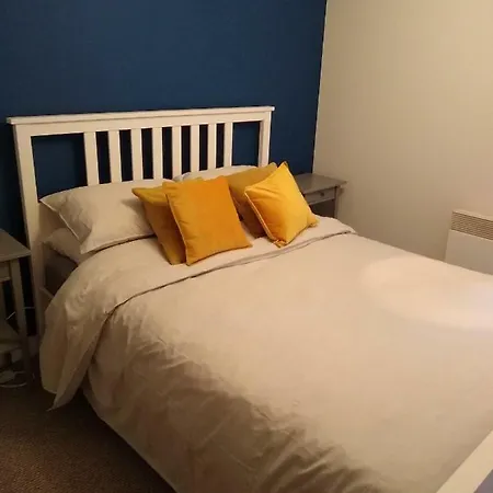 1 Bedroom Close To Arena Apartment Manchester