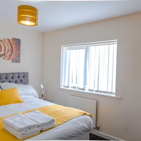 Apartment Salford
