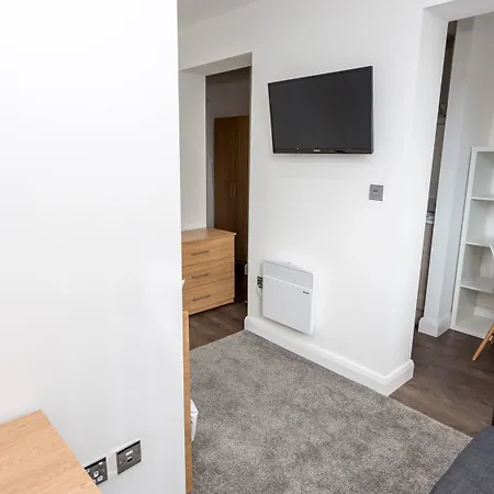 Superb In The Middle Of Apartment Manchester