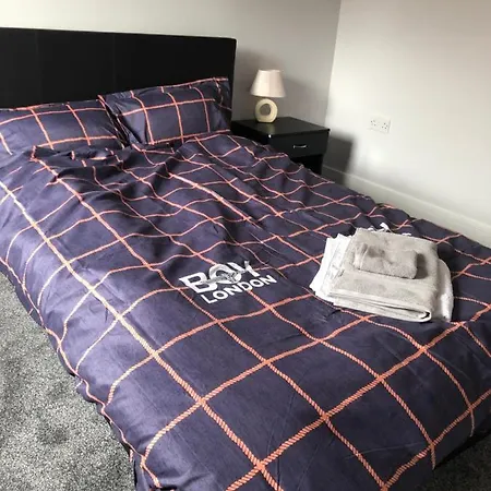 Maison d'hôtes Unite Management Ltd *