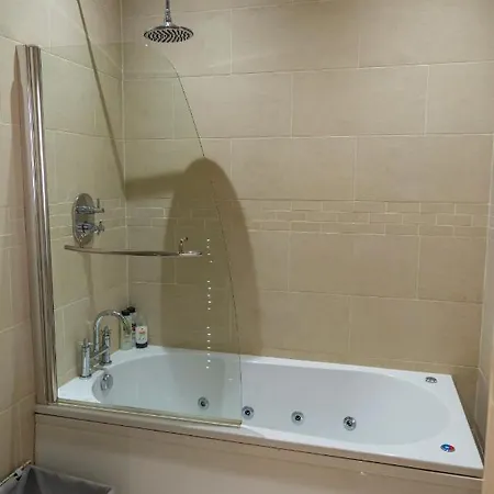 No 1 - The Old Red King Pub, Whitefield, Appartamento Manchester