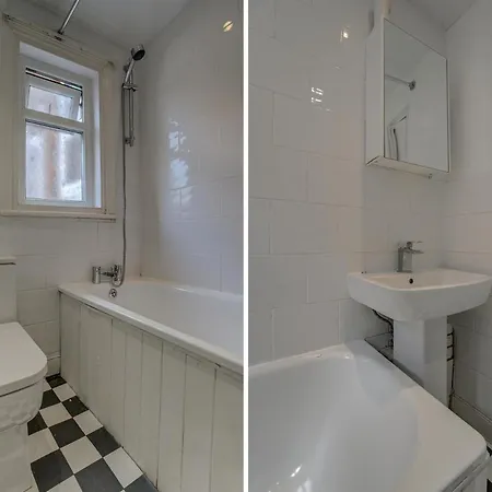Pensión Characterful Self-catering Townhouse By Iglu - Levenshulme 3*