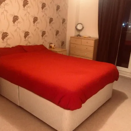 Spacious Amazing Bedroom Touching The Centre منزل للإقامة مانشستر