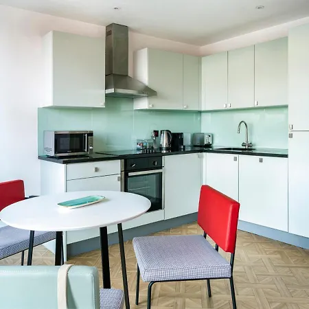 Hotel apartamentowy Church Street By Supercity