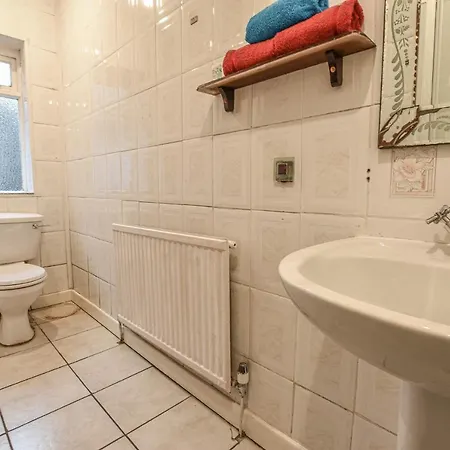 Guest house Kensington Manchester
