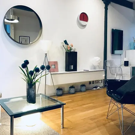 Central Contemporary