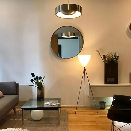 Central Contemporary * Mánchester