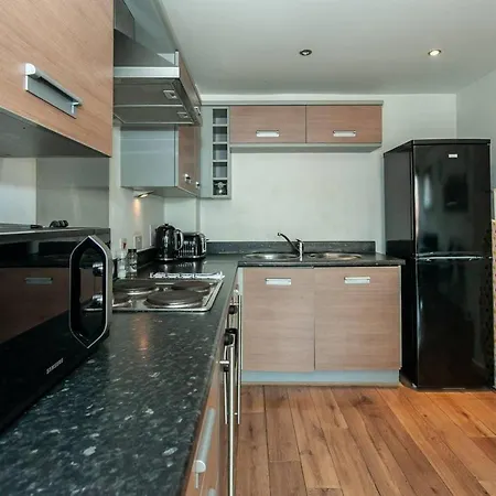 Апартаменты Beautiful 2br Close To Centre *
