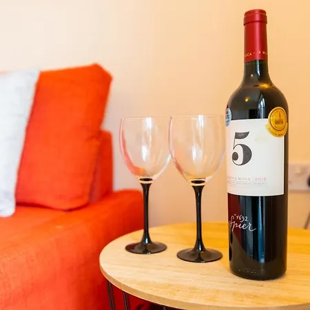 Holiday home Wenlock Way House, Luxury Serviced