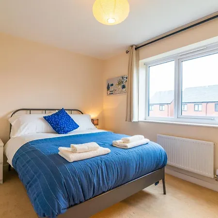 Wenlock Way House, Luxury Serviced *