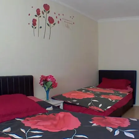 Sleep Rite Free Street Parking Apartment