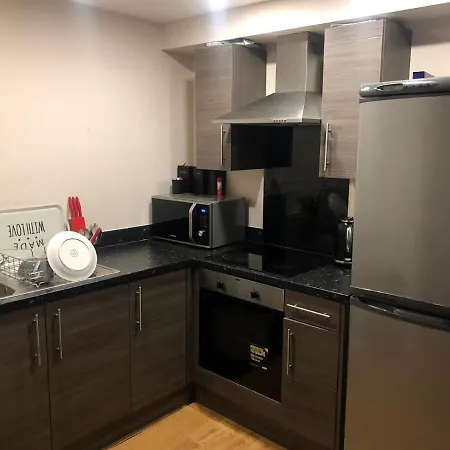Pappi's Apartment *
