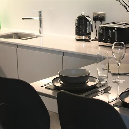 Urbana - Blackfriars, Apartment