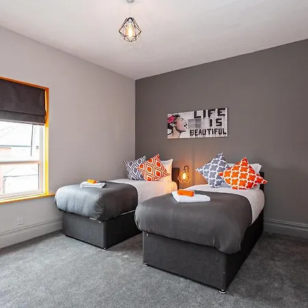 Contemporary Pioneer House Holiday home *