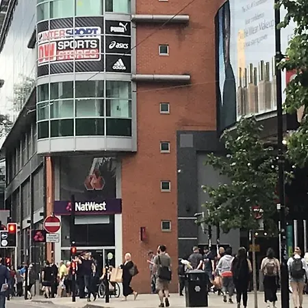 Central Contemporary *
