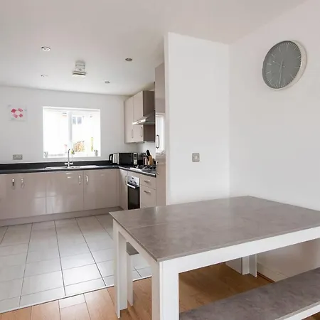 2br Near Etihad Stadium By Guestready Apartment